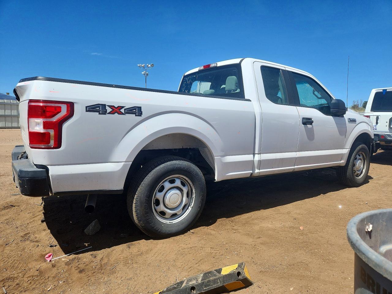 2018 Ford F150 Super Cab - Фото 3