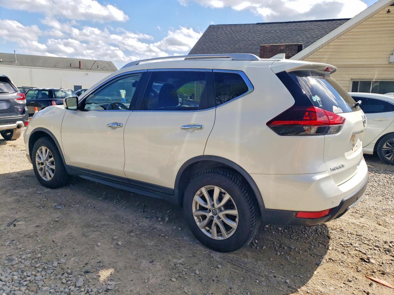 2019 Nissan Rogue Sv - Фото 2