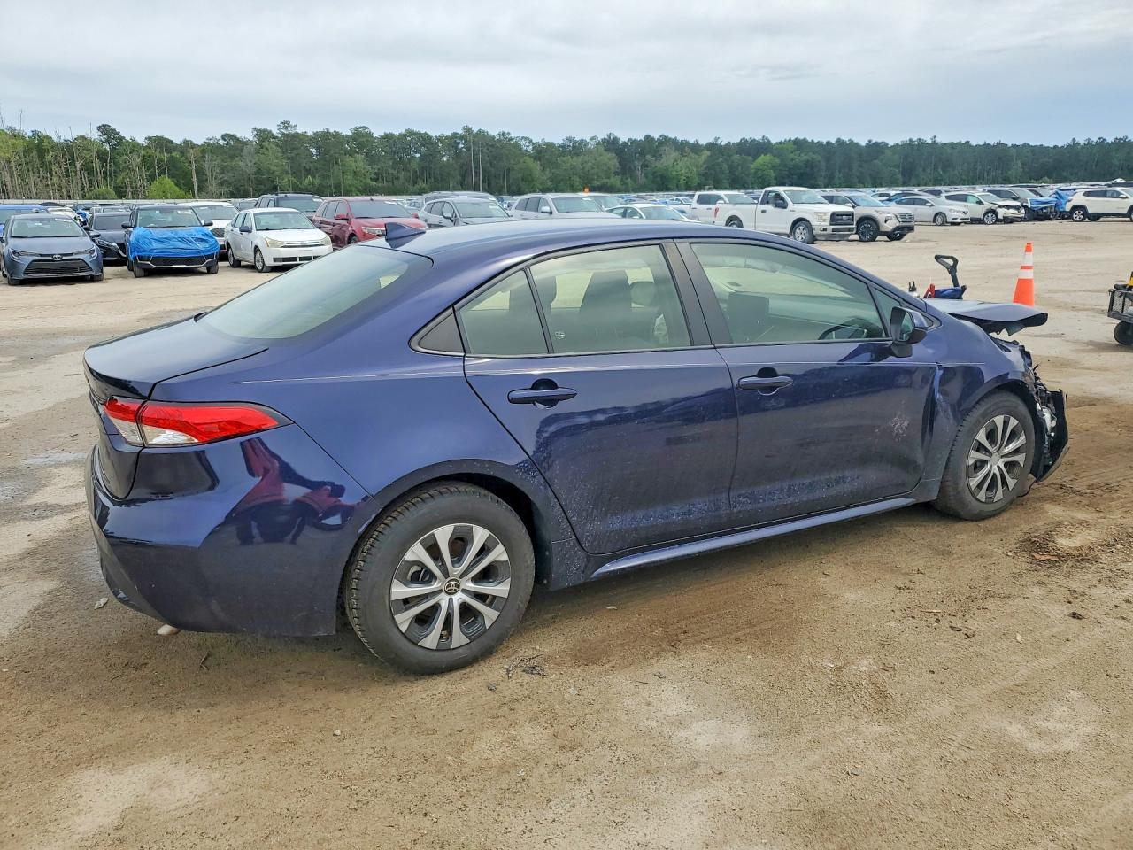 2022 Toyota Corolla - Фото 3