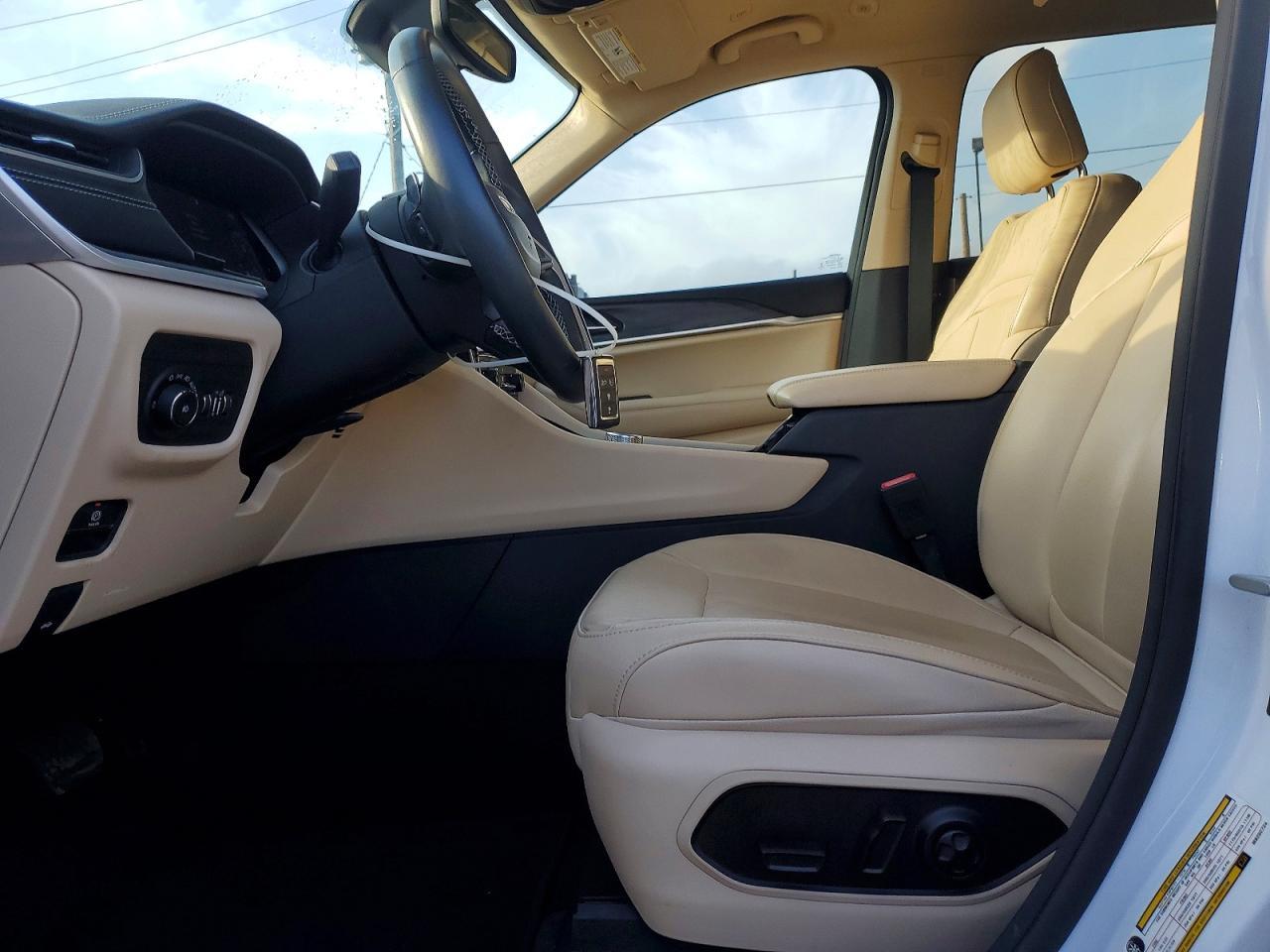 2021 Jeep Grand Cherokee L Limited - Image 7