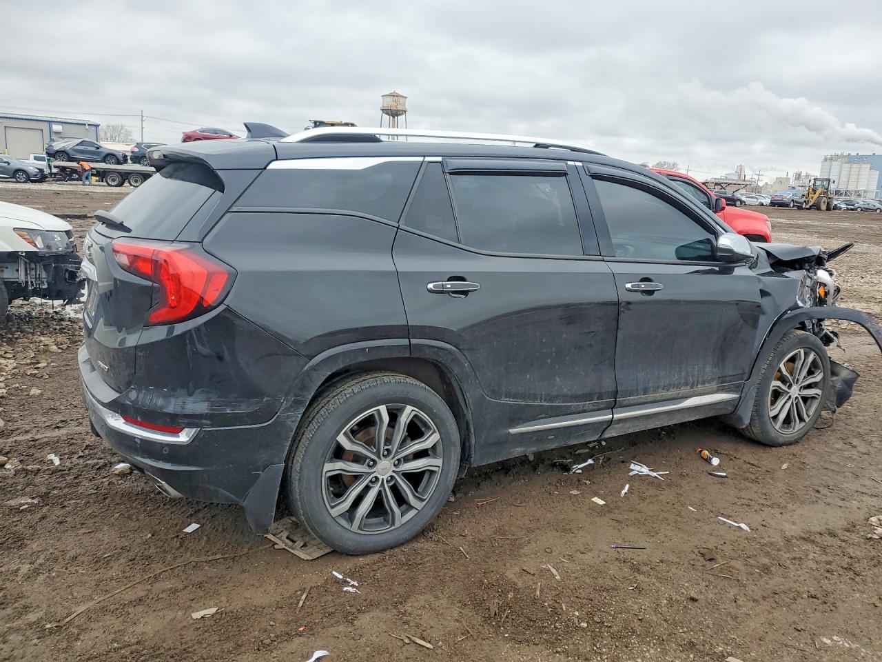 2020 GMC Terrain Denali - Image 3