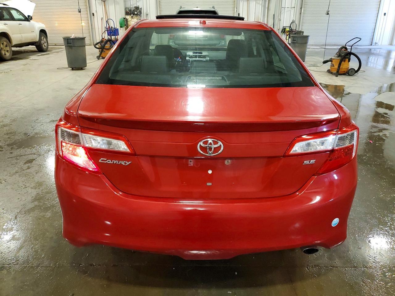 2012 Toyota Camry Se Sport Limited Edition - Image 6