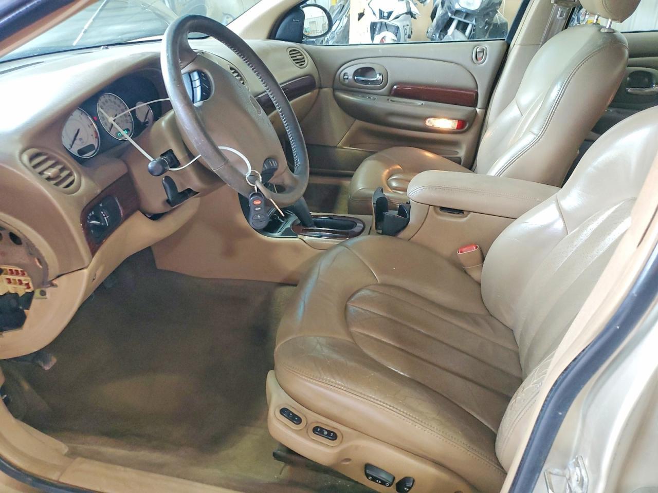 2000 Chrysler 200 - Image 7