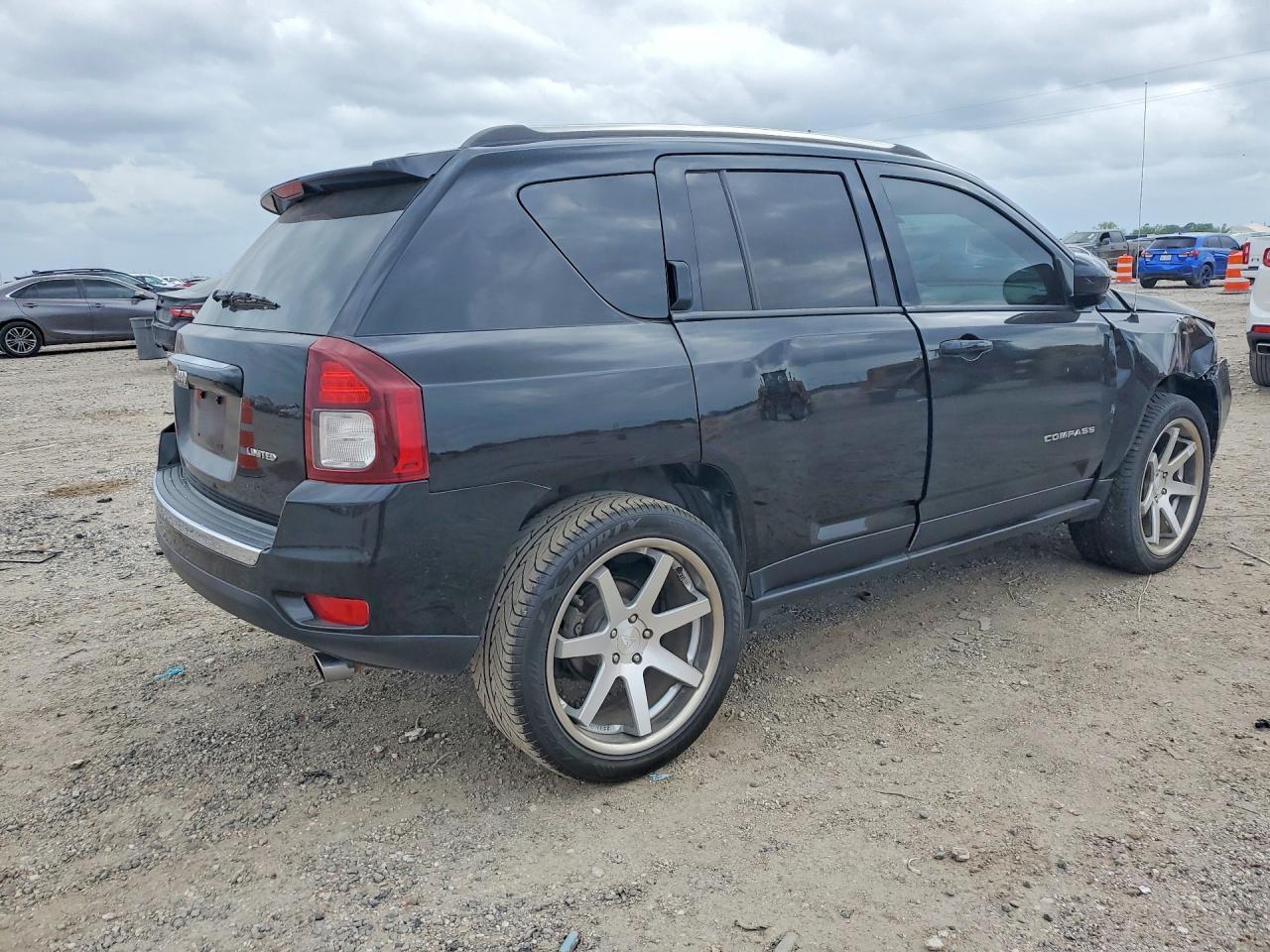 2014 Jeep Compass Limited - Image 3