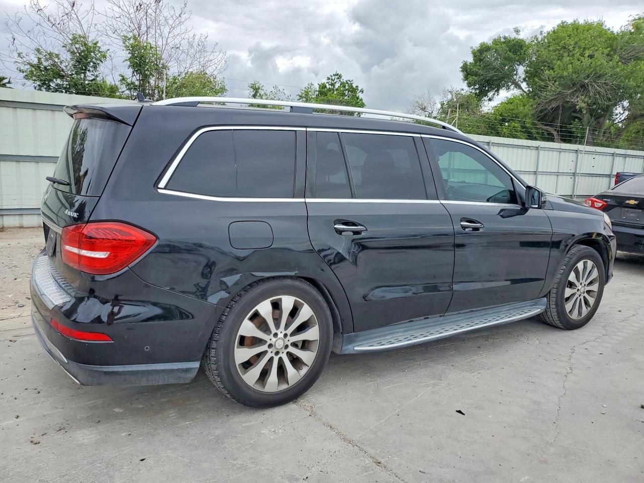 2017 Mercedes-Benz Gls 450 4Matic - Image 3