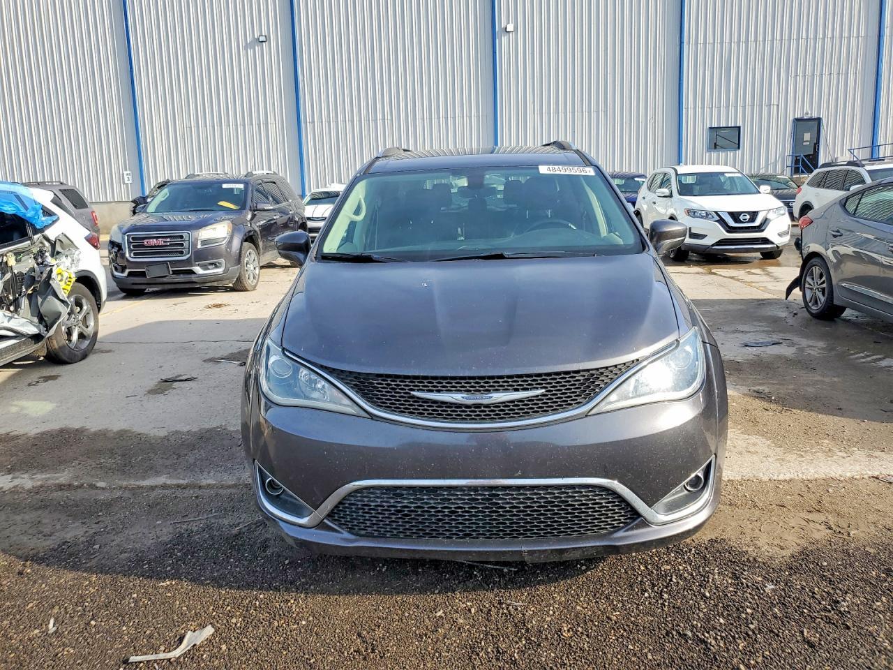 2018 Chrysler Pacifica Touring L - Фото 5