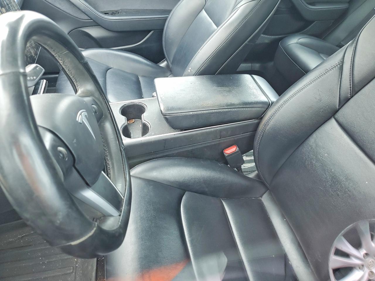 2019 Tesla Model 3 - Фото 7
