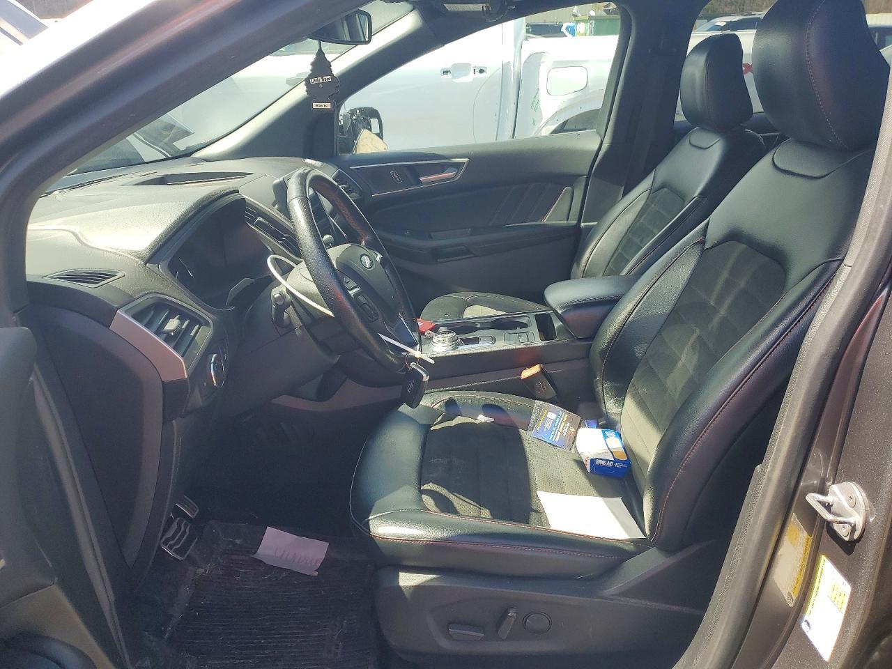 2022 Ford Edge - Image 7