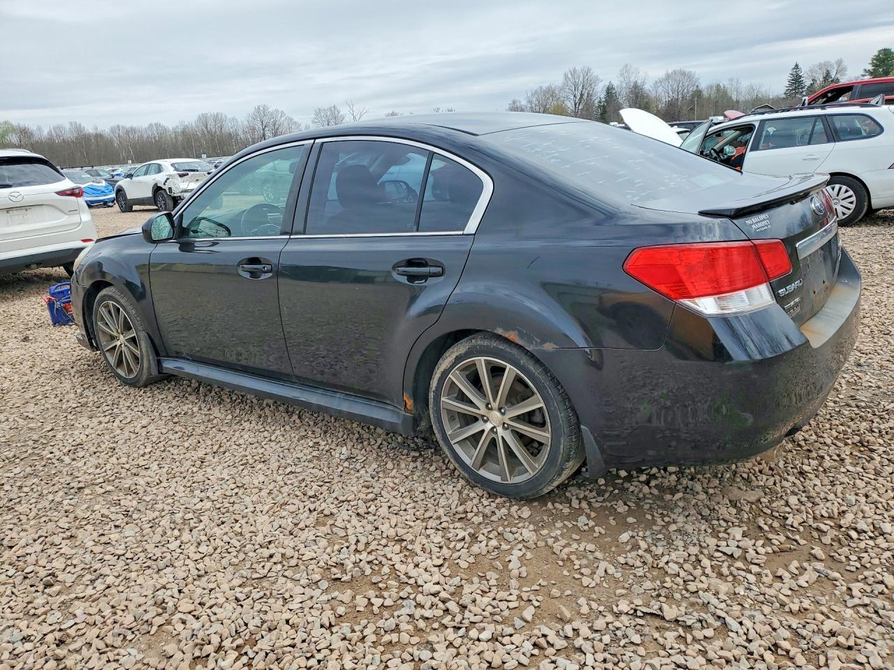 2013 Subaru Legacy 2.5I Premium - Фото 2