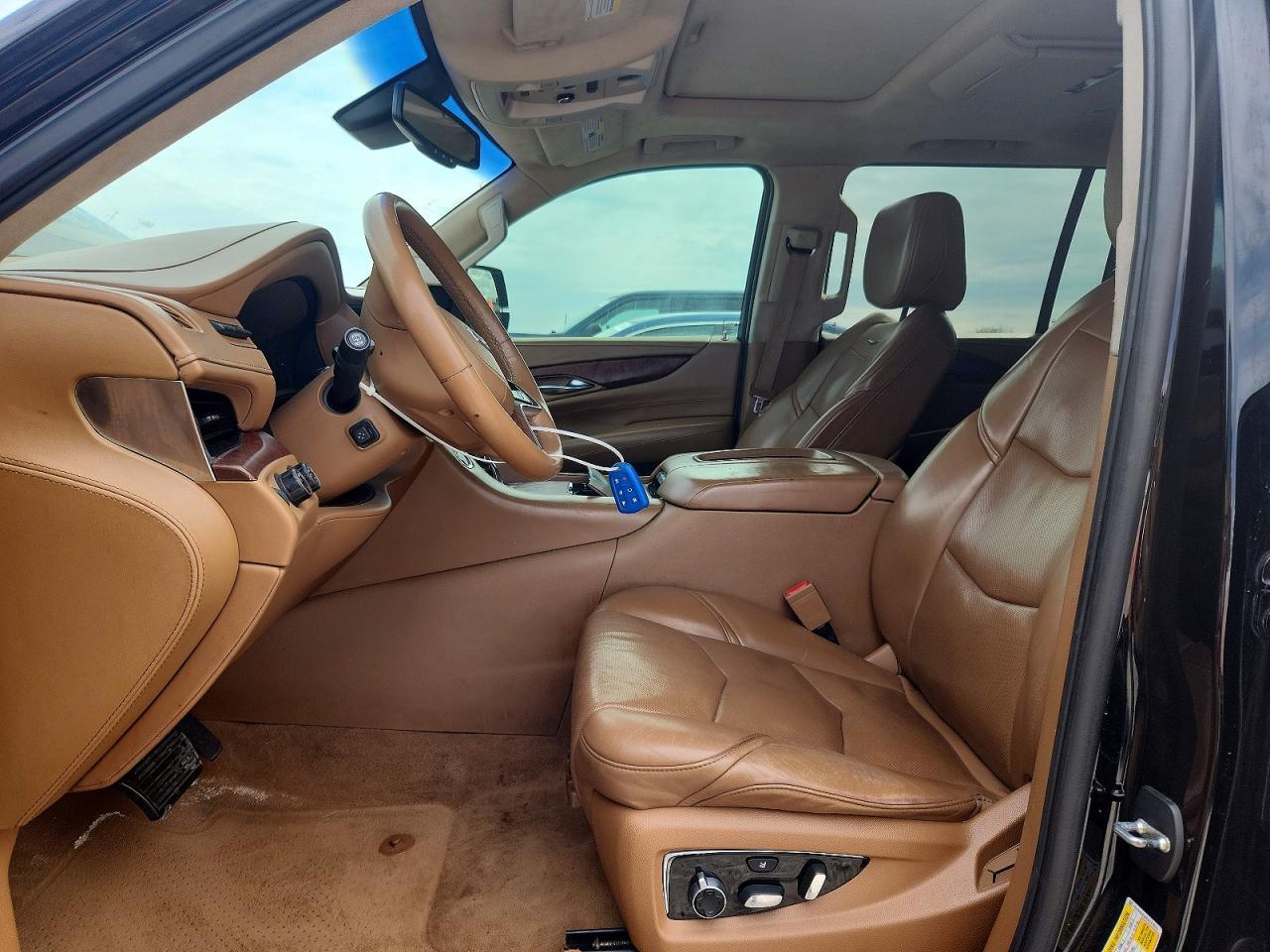 2015 Cadillac Escalade Esv Platinum - Image 7