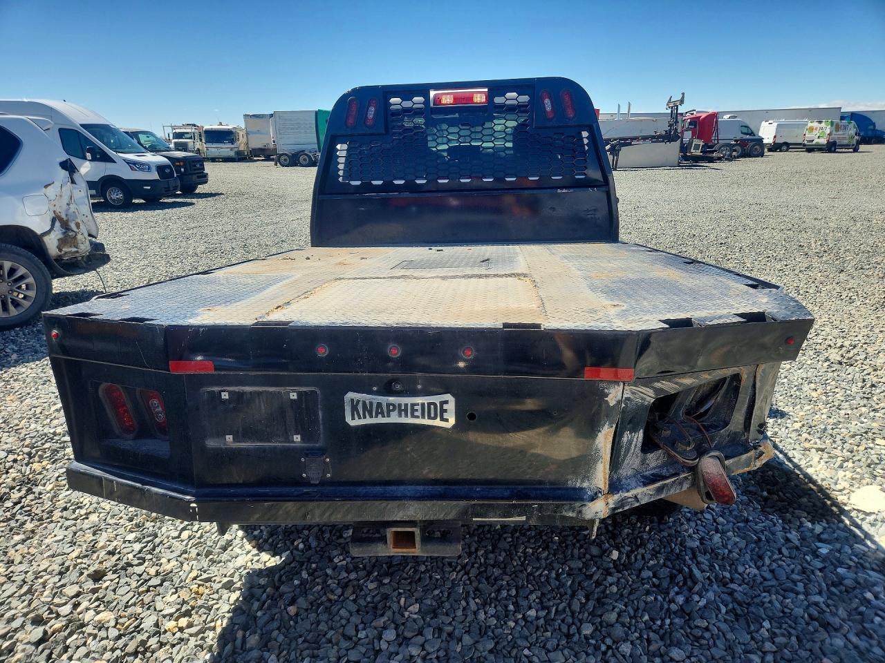 2022 Ram 3500 Tradesman Flatbed Truck - Фото 6