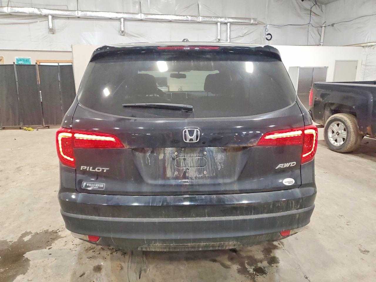 2018 Honda Pilot - Image 6