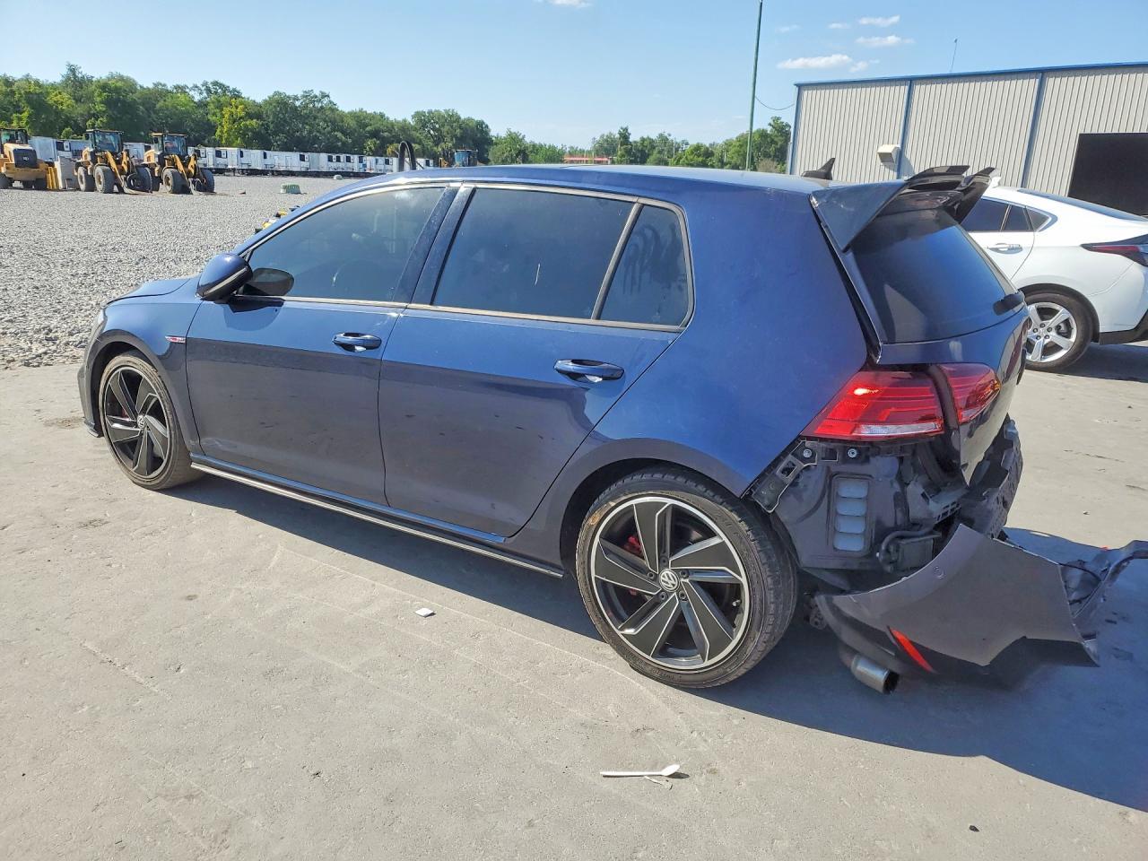 2018 Volkswagen Gti S - Image 2