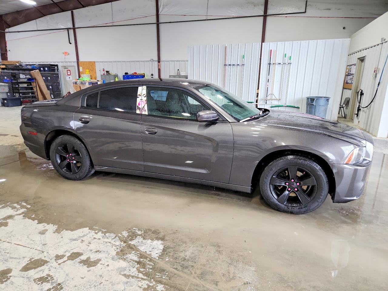2014 Dodge Charger Se - Image 4