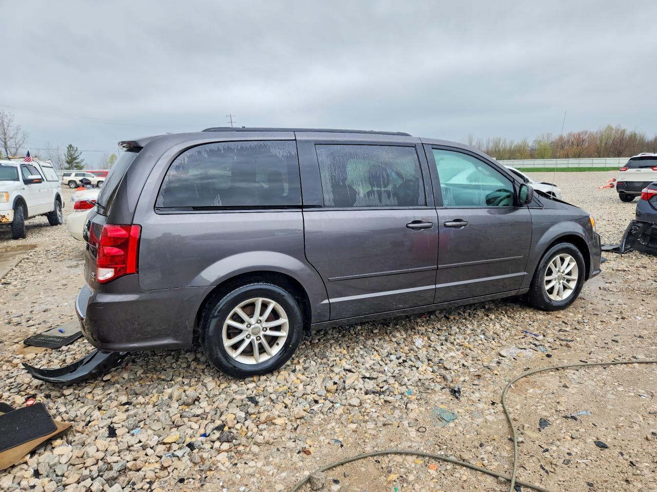 2016 Dodge Grand Caravan Sxt - Фото 3