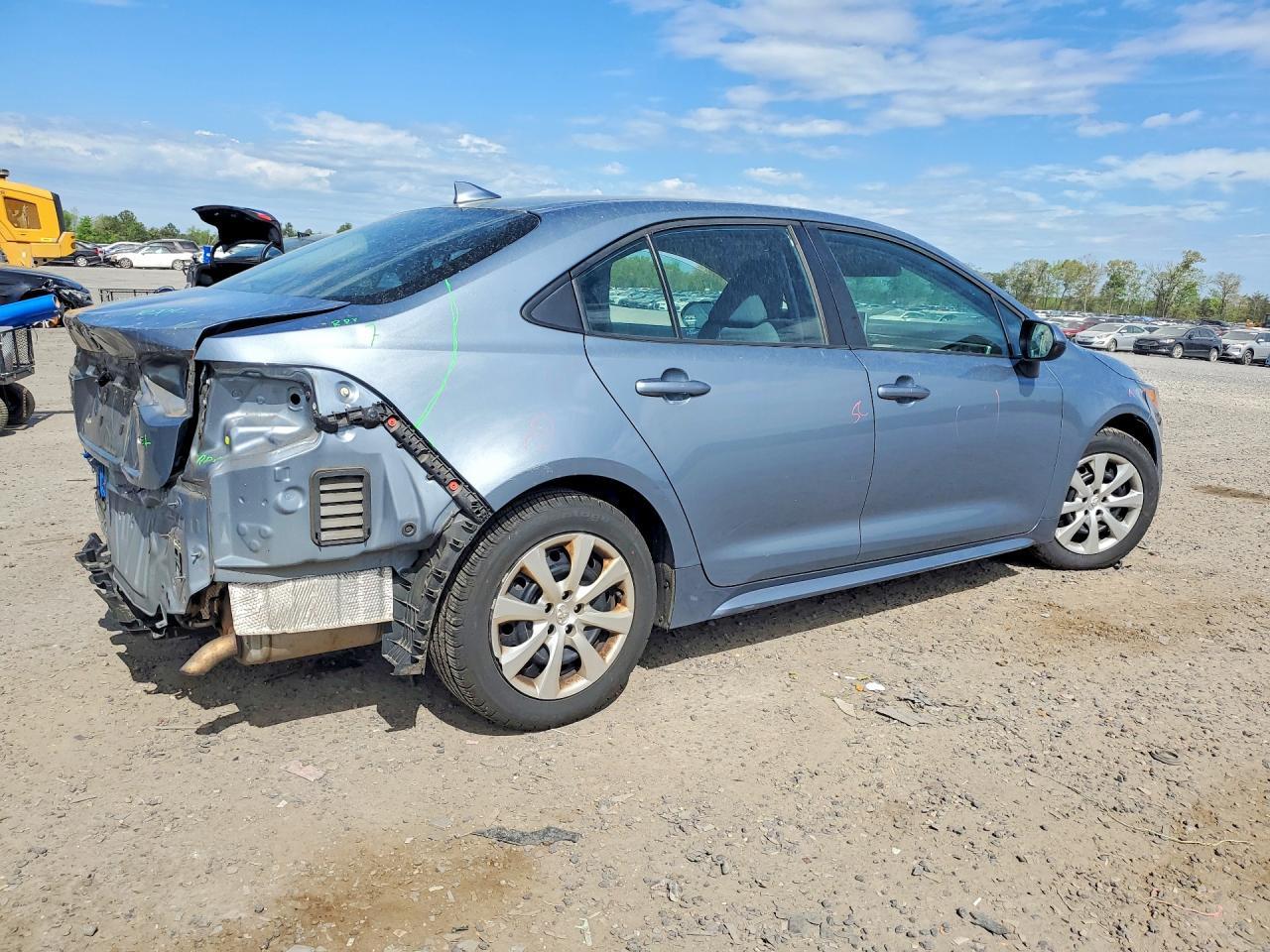 2021 Toyota Corolla Le - Фото 3