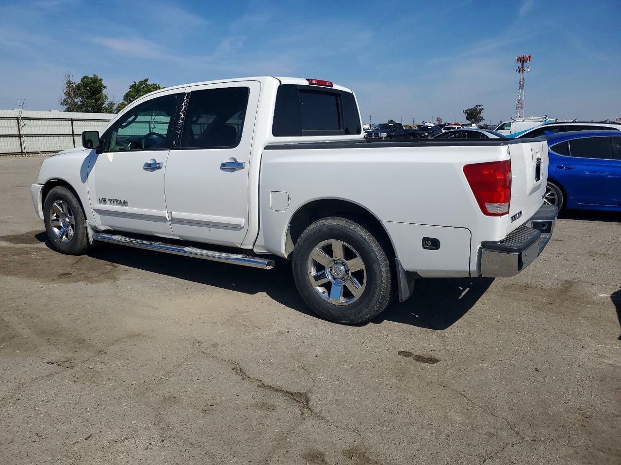 2006 Nissan Titan Xe - Image 2