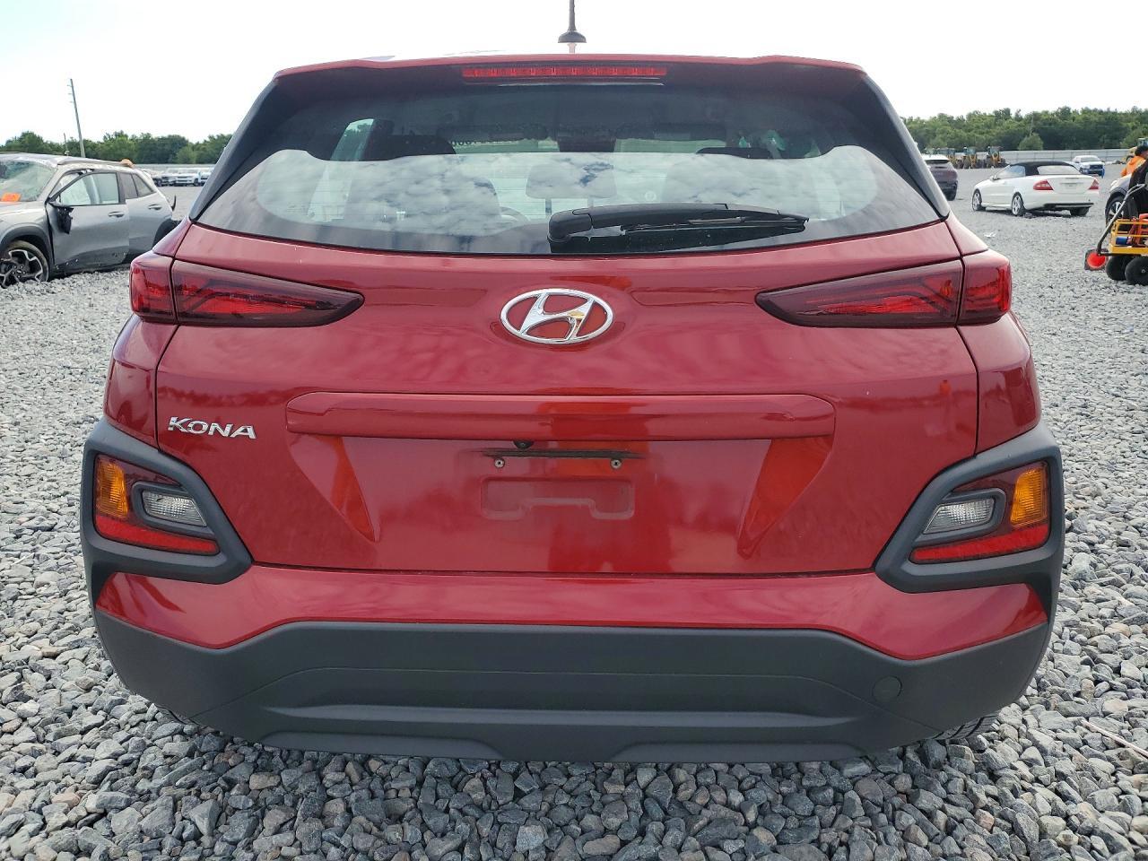 2021 Hyundai Kona Se - Фото 6