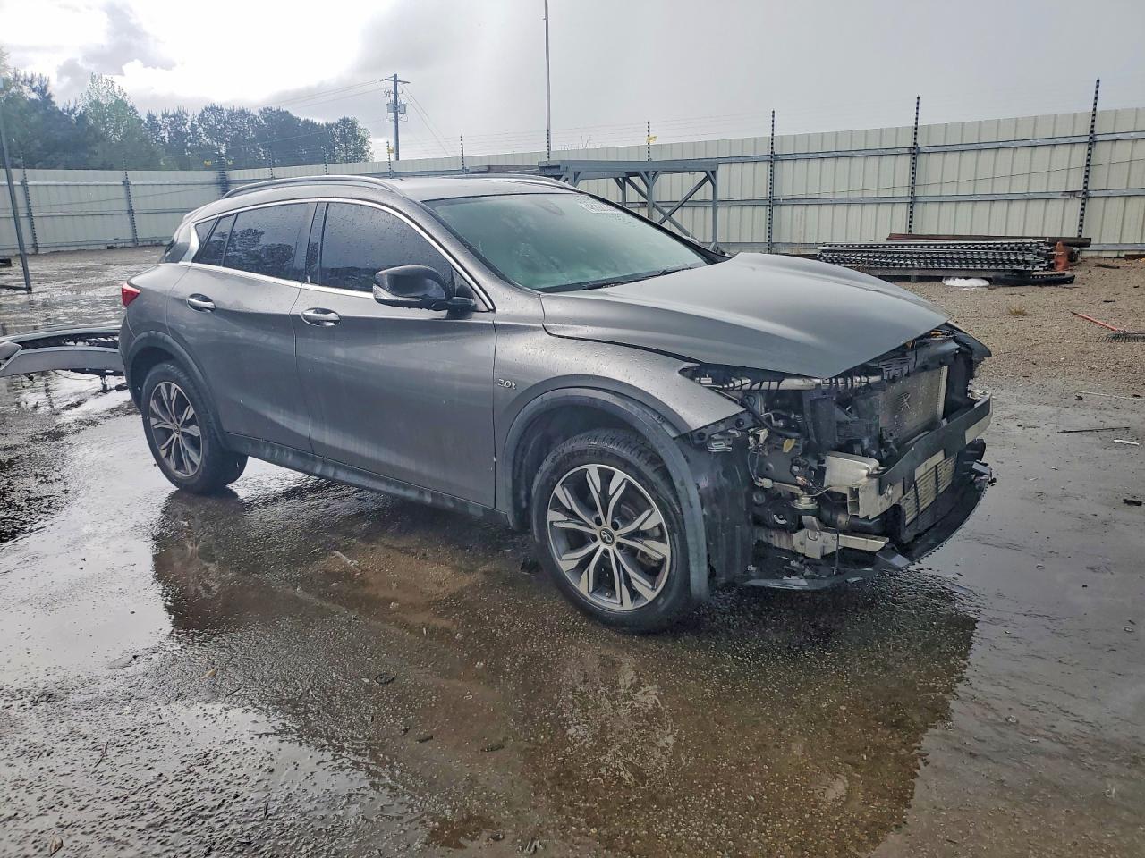 2017 Infiniti Qx30 Luxury - Image 4
