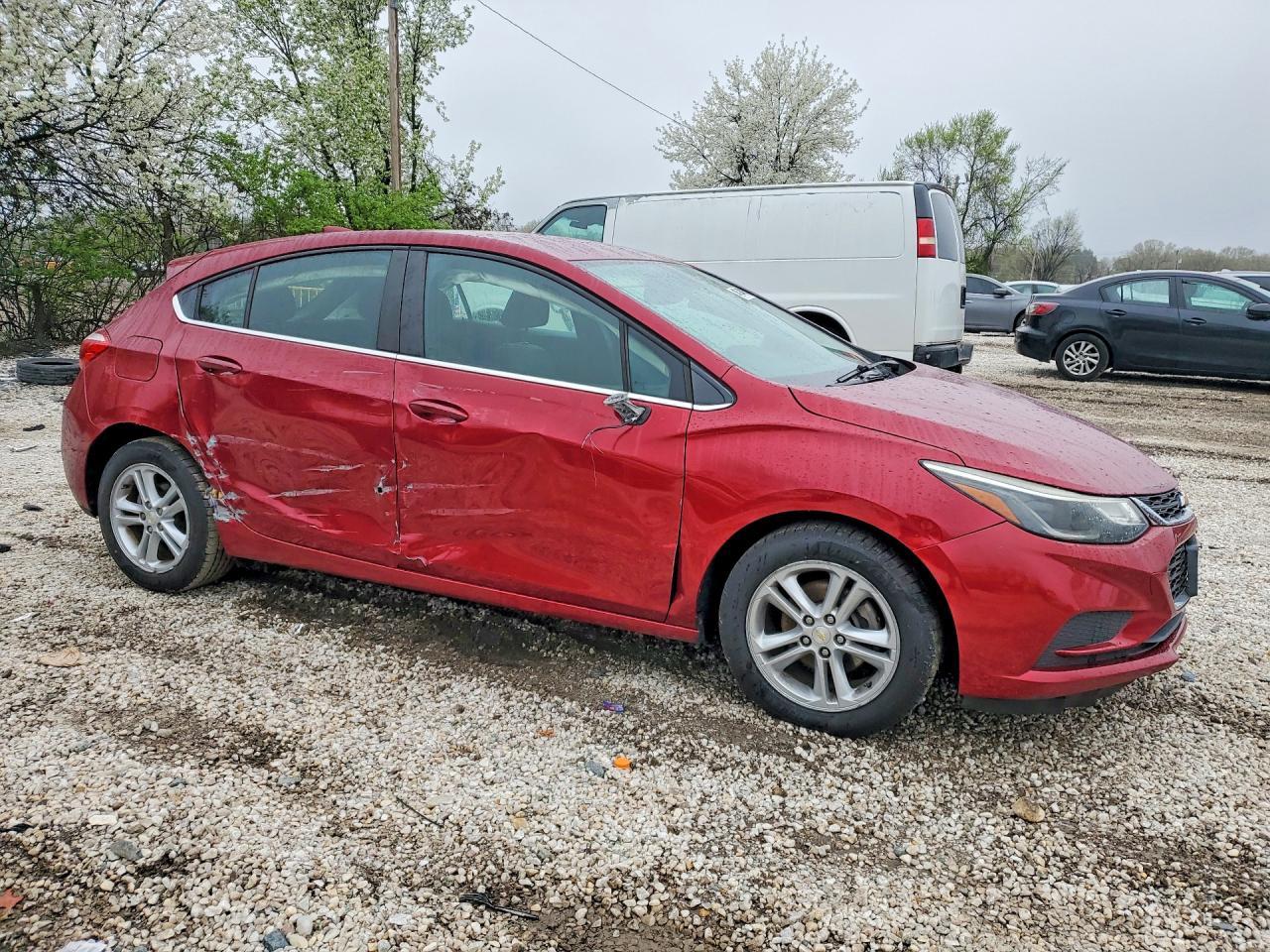 2017 Chevrolet Cruze Lt - Фото 4