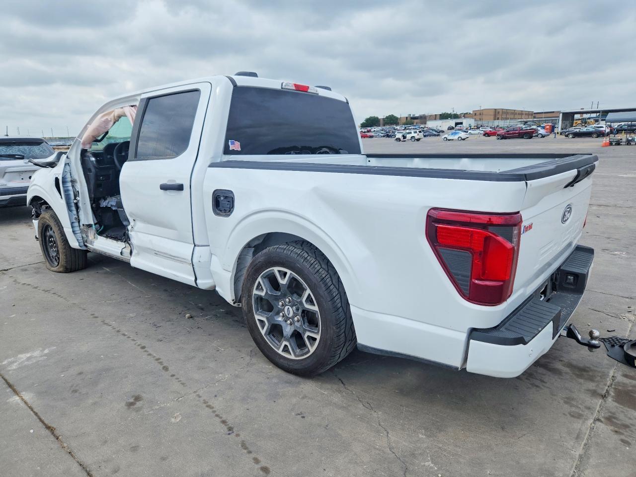 2024 Ford F150 Stx - Фото 2