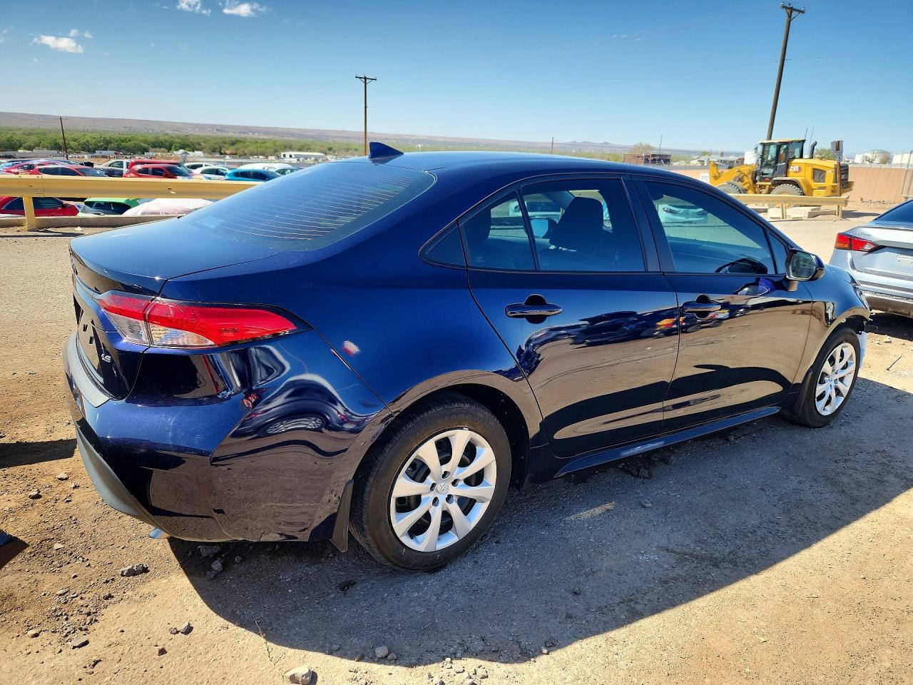 2025 Toyota Corolla Le - Фото 3