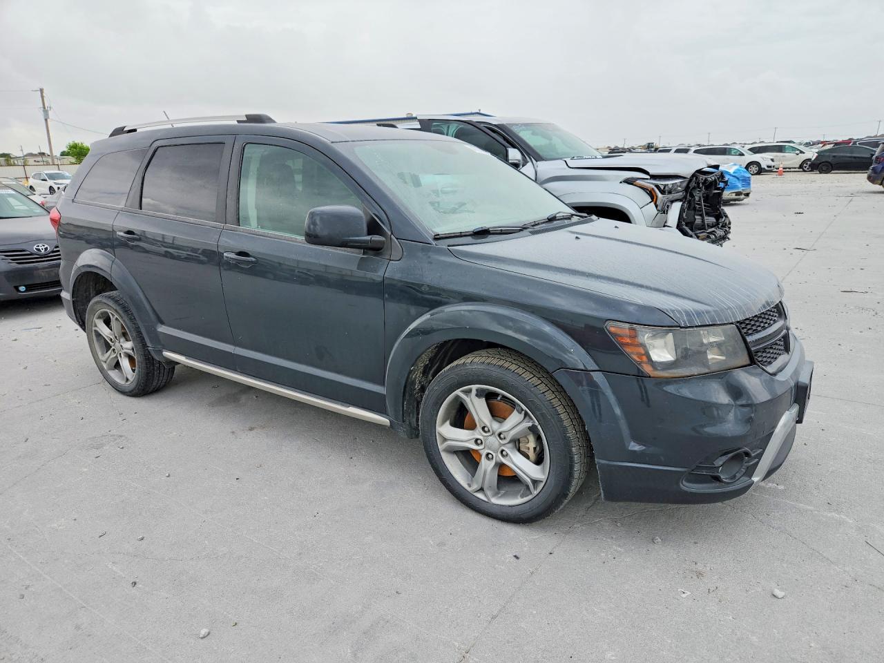 2017 Dodge Journey Crossroad - Image 4