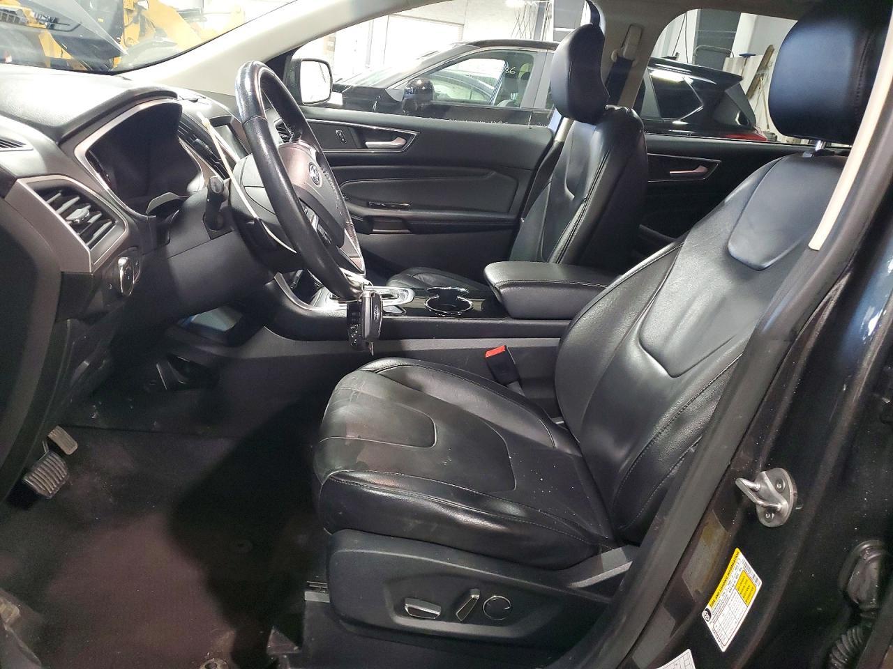 2017 Ford Edge Titanium - Image 7