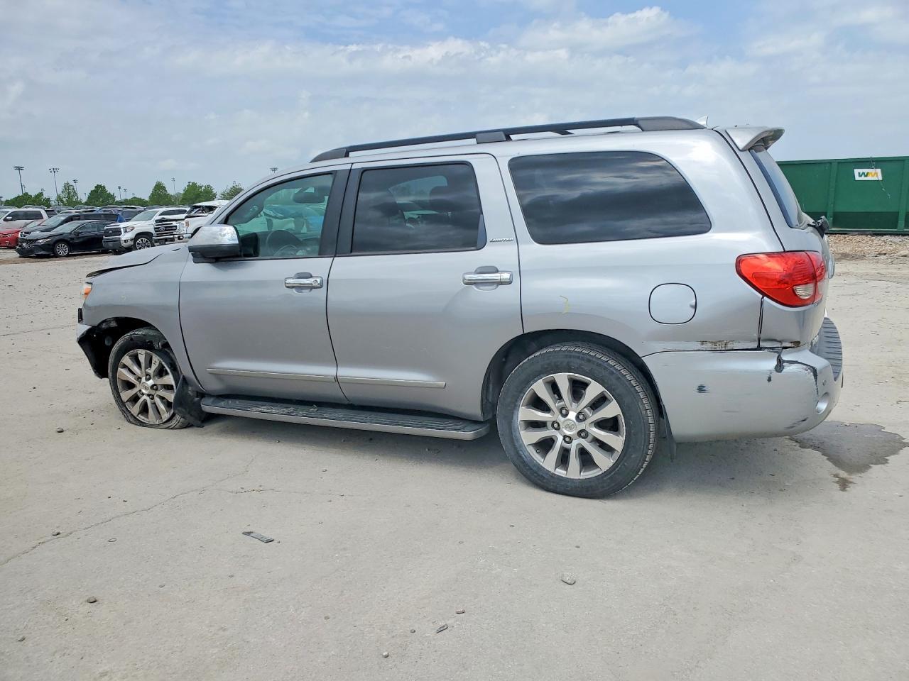 2010 Toyota Sequoia Limited - Фото 2