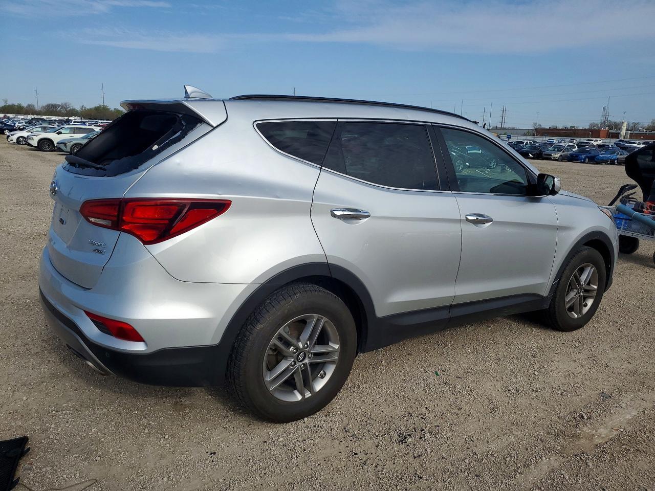2017 Hyundai Santa Fe Sport 2.4L - Фото 3