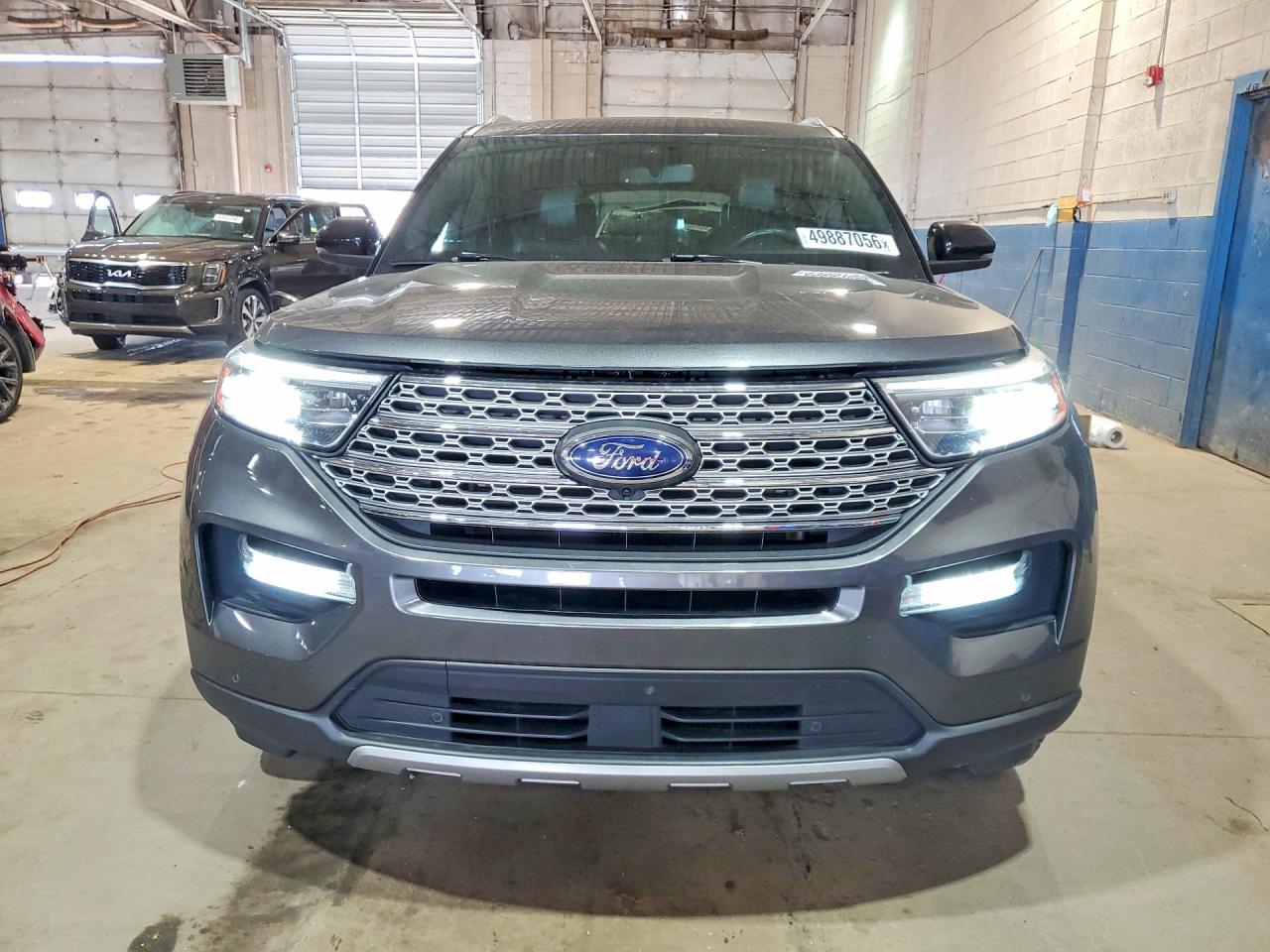 2020 Ford Explorer Limited - Image 5