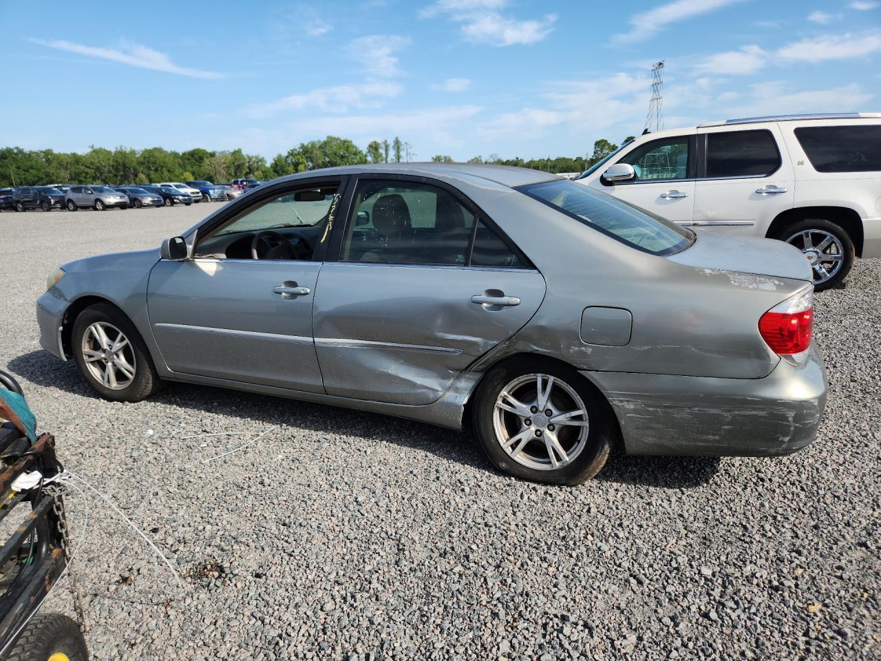 2005 Toyota Camry Le - Фото 2