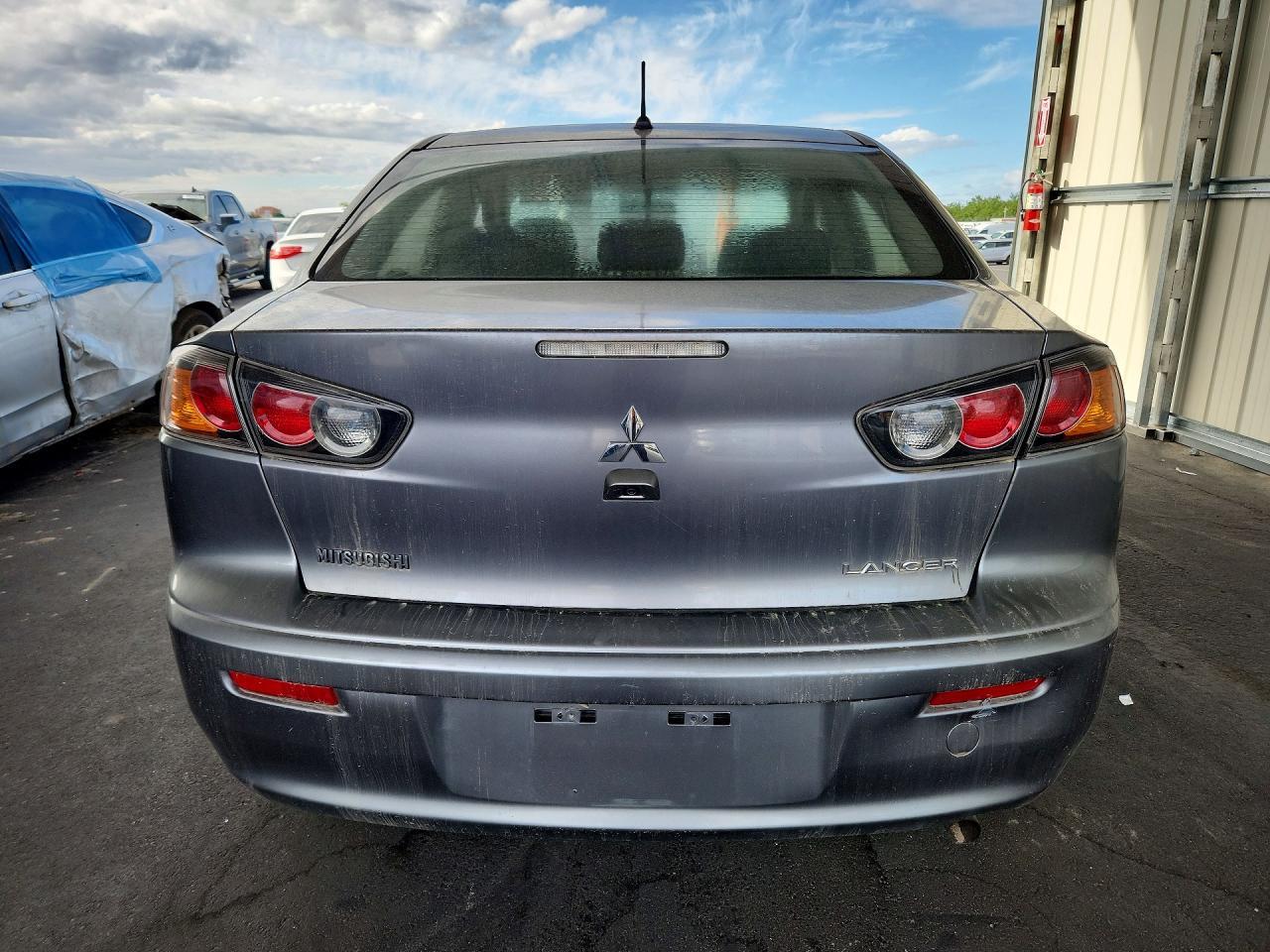 2017 Mitsubishi Lancer Es - Image 6