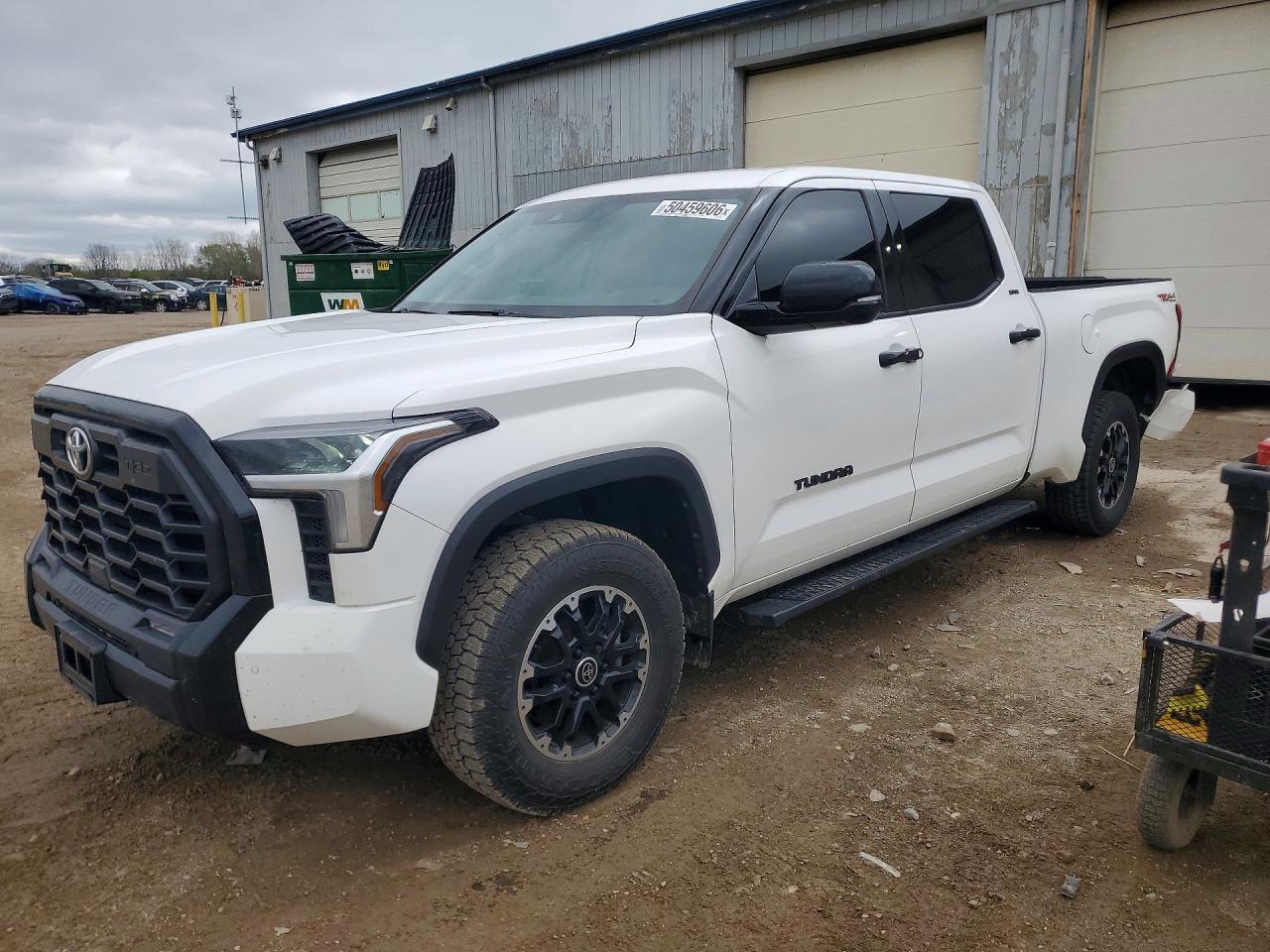 2022 Toyota Tundra Crewmax Sr5