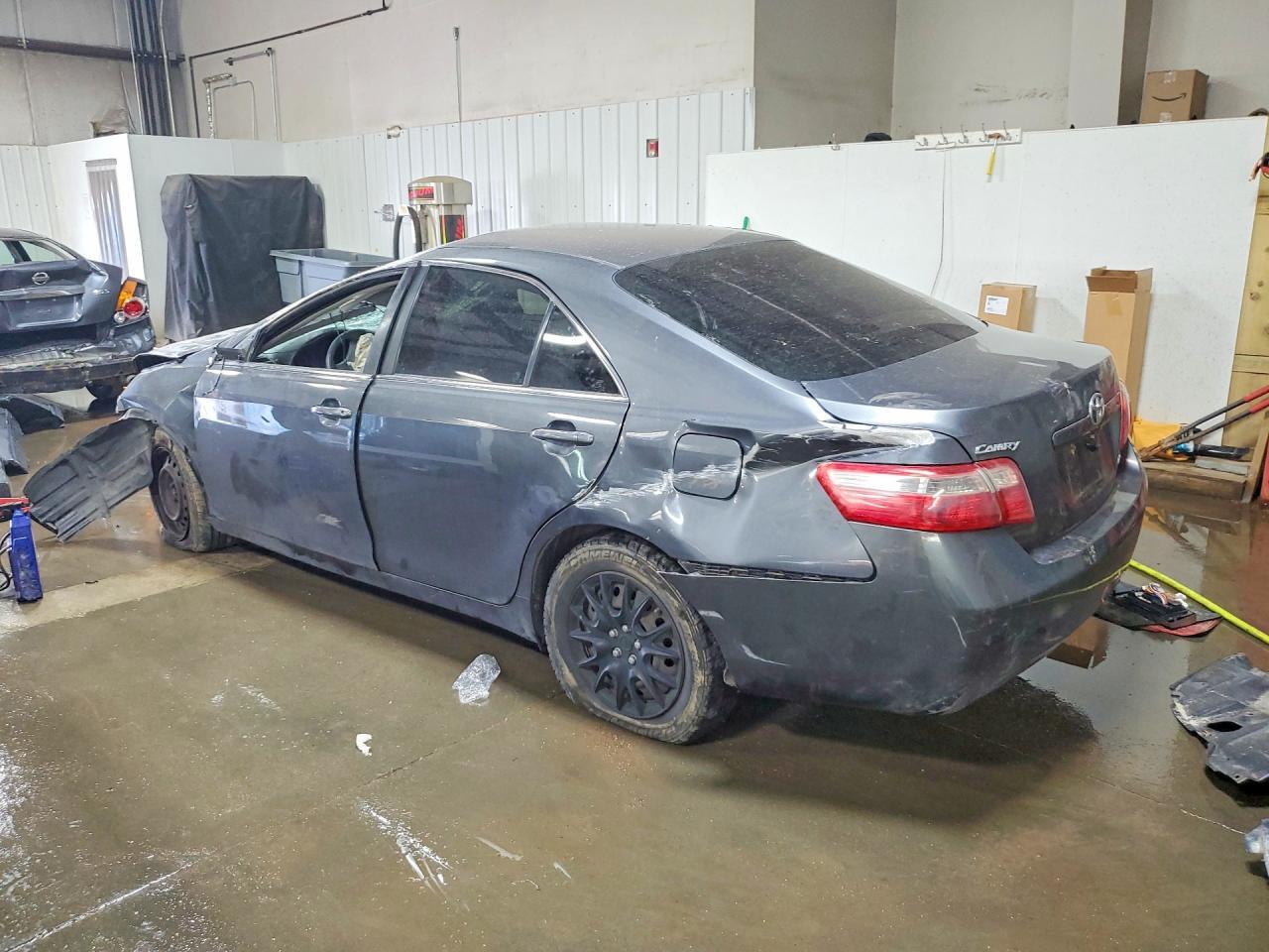 2008 Toyota Camry Le - Фото 2