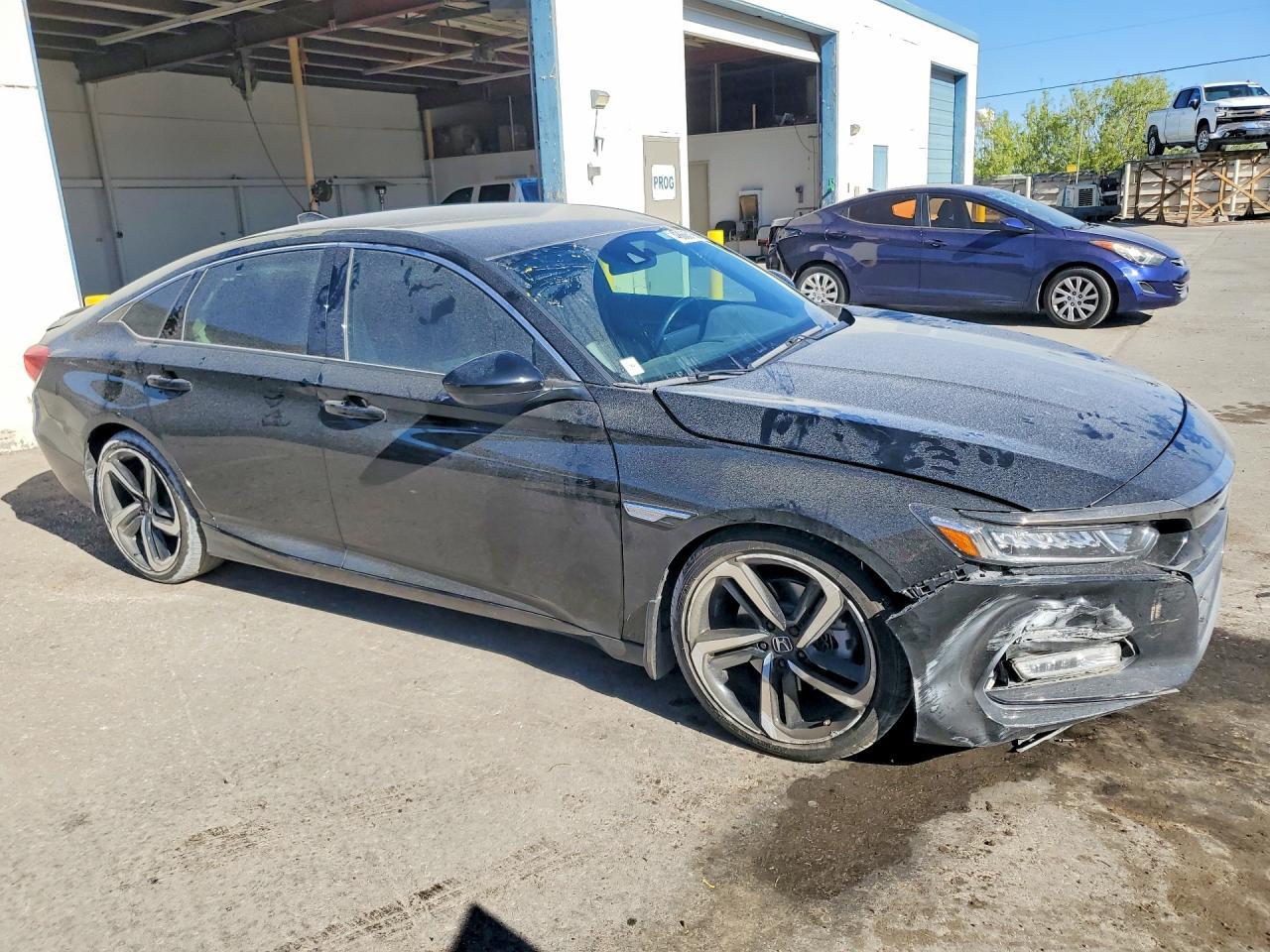 2019 Honda Accord Sport - Image 4