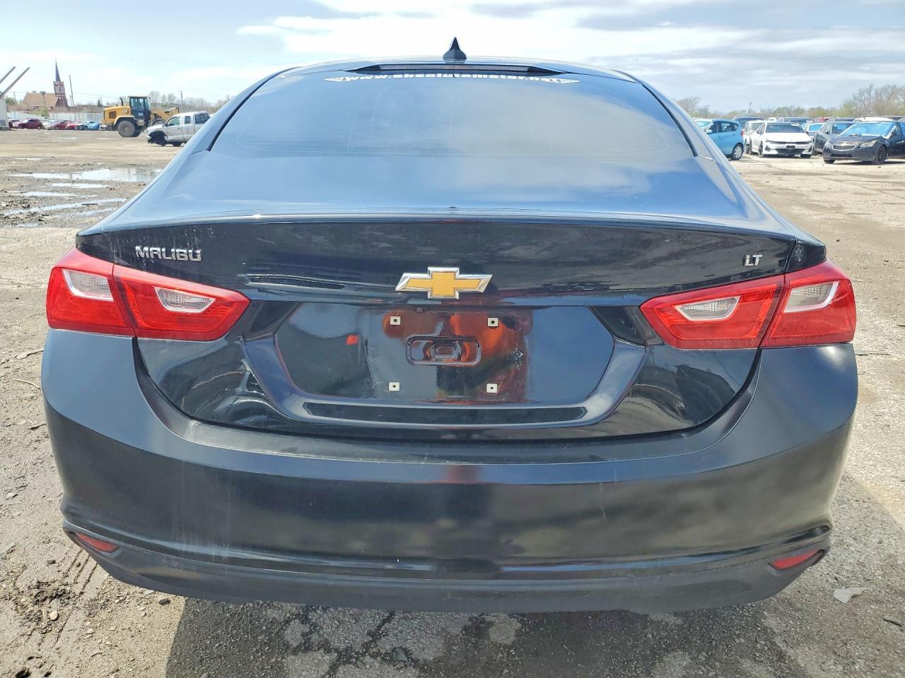 2018 Chevrolet Malibu Lt - Image 6