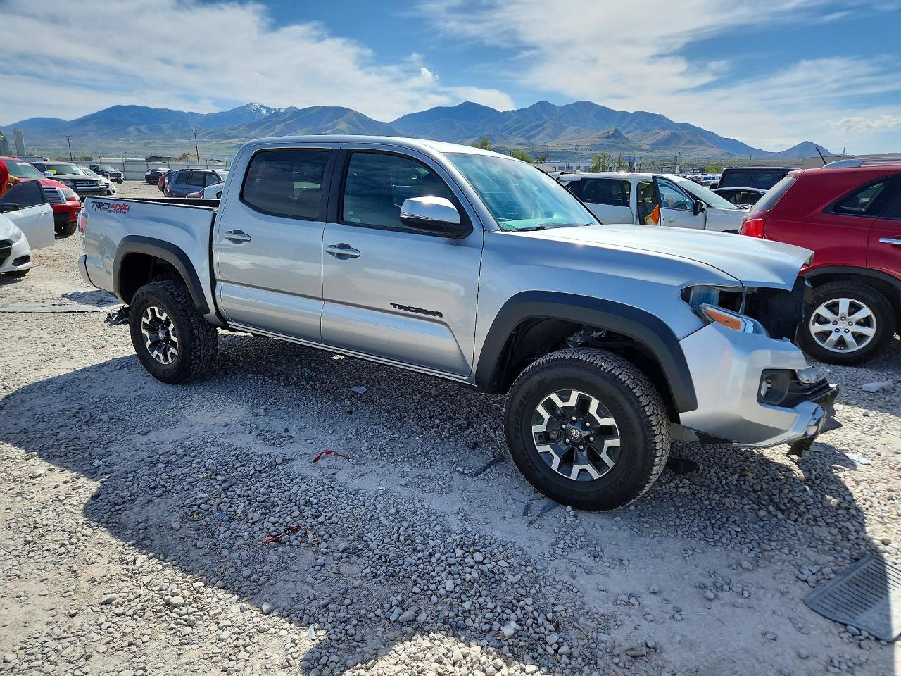 2022 Toyota Tacoma Trd Off-Road - Image 4