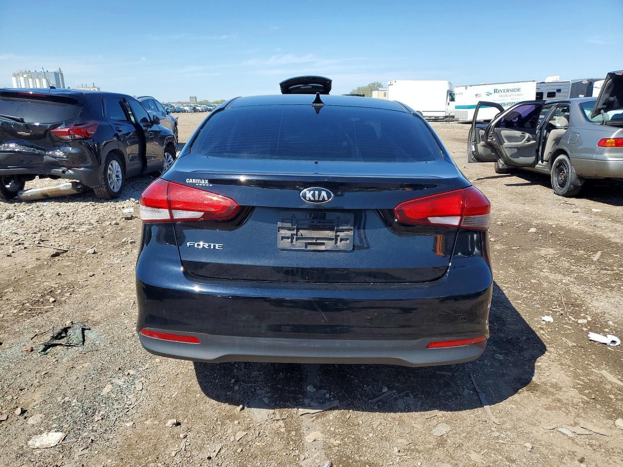 2017 Kia Forte Lx - Фото 6