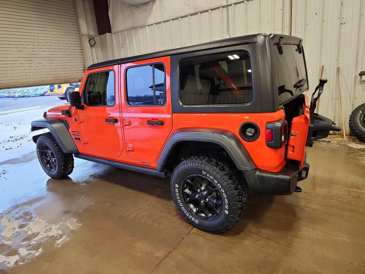2020 Jeep Wrangler Unlimited Sport - Фото 2