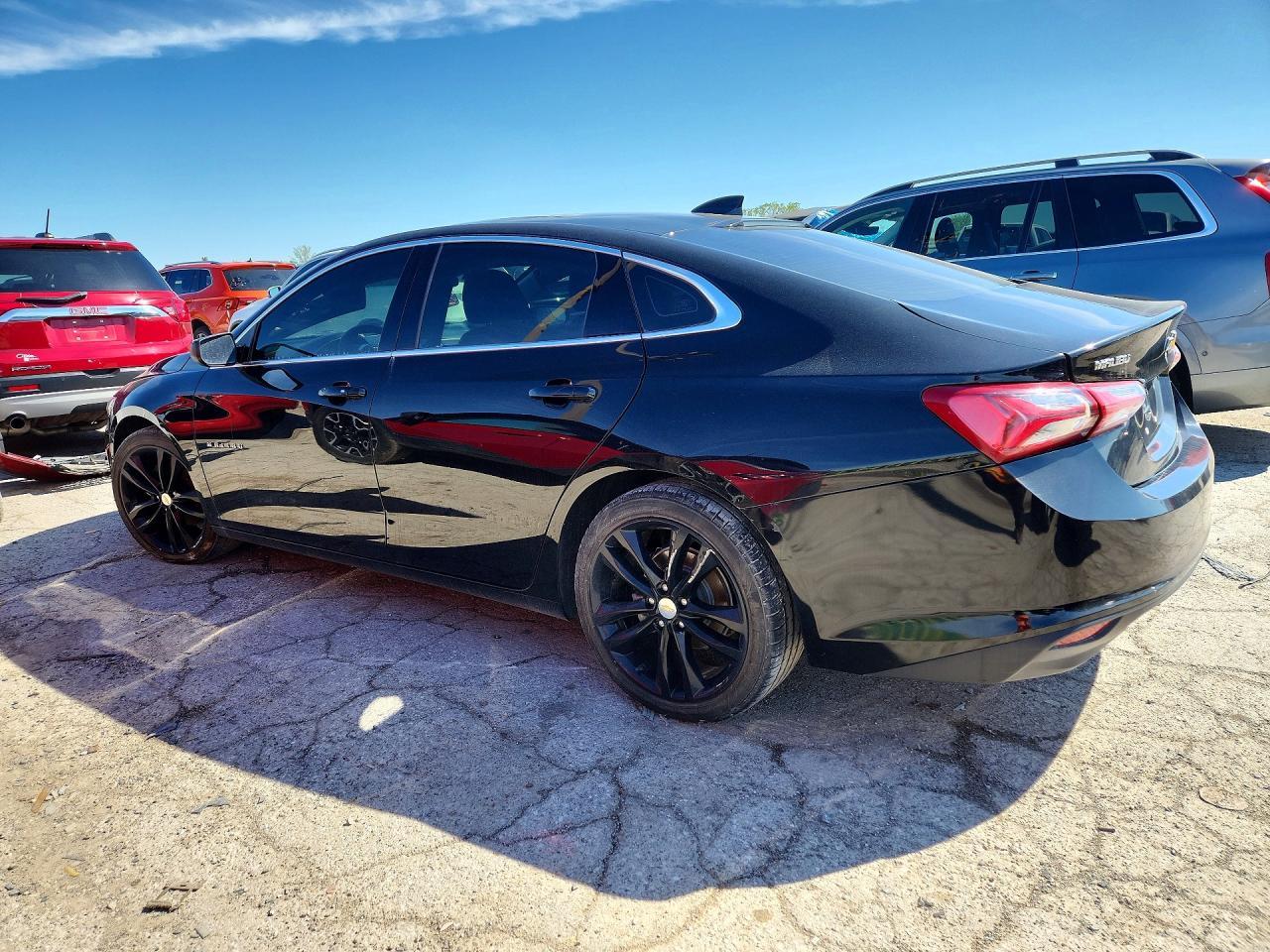 2022 Chevrolet Malibu Lt - Image 2