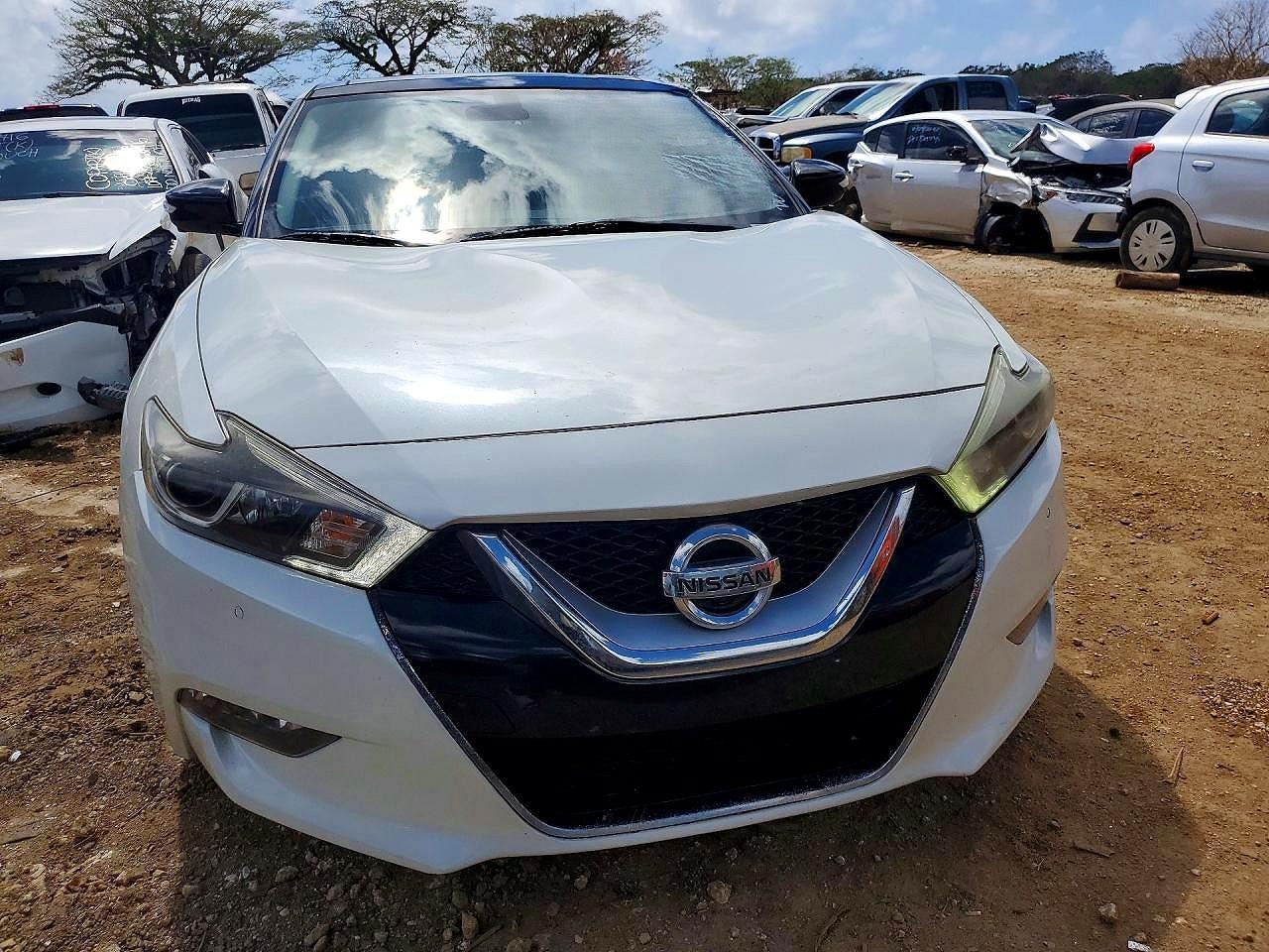 2017 Nissan Maxima Platinum - Image 5