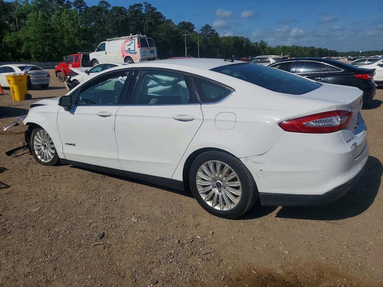 2016 Ford Fusion S Hybrid - Фото 3