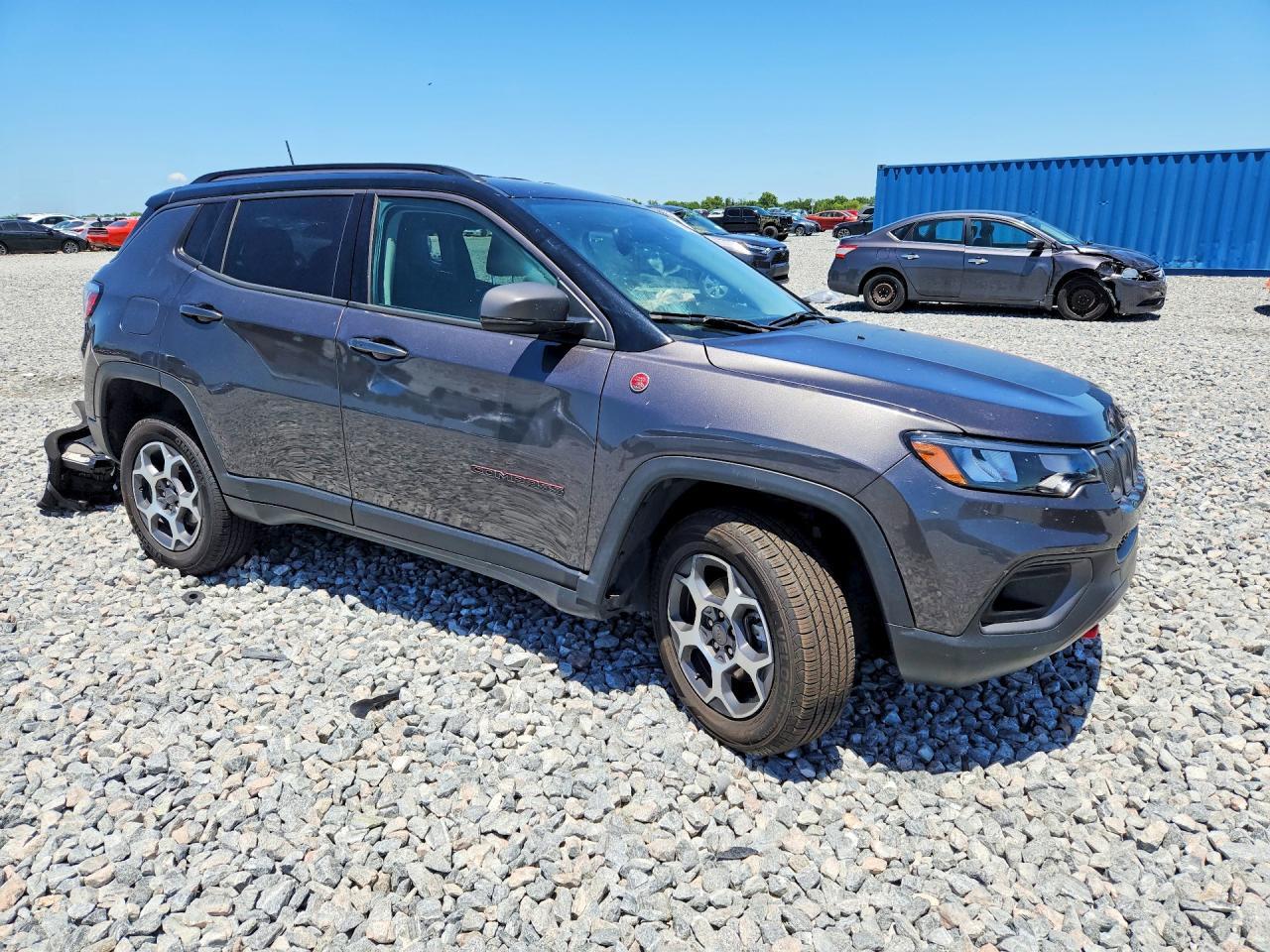 2022 Jeep Compass Trailhawk - Image 4