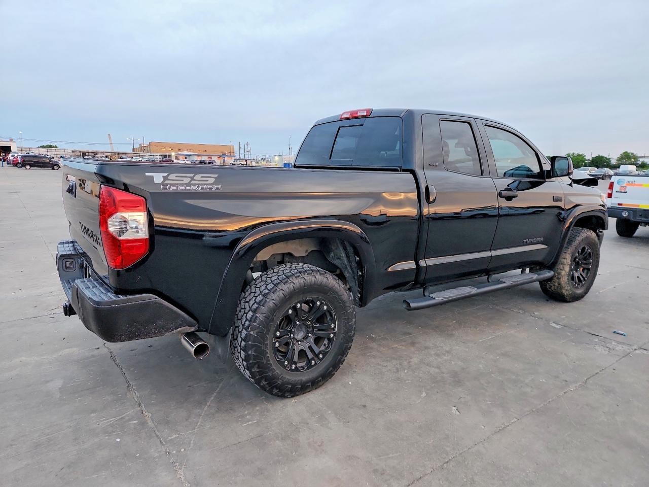 2014 Toyota Tundra Sr5 - Фото 3