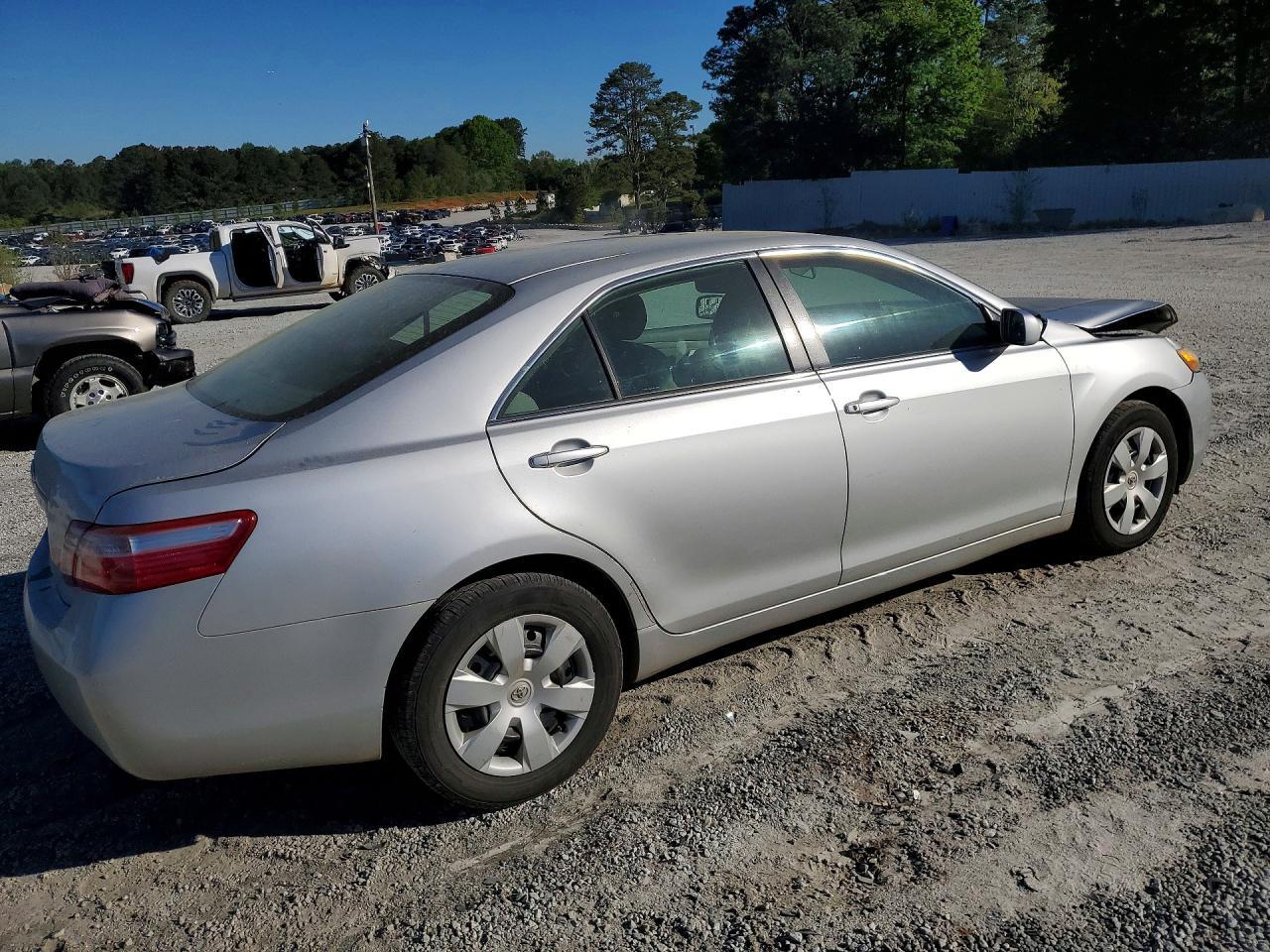 2009 Toyota Camry Base - Фото 3