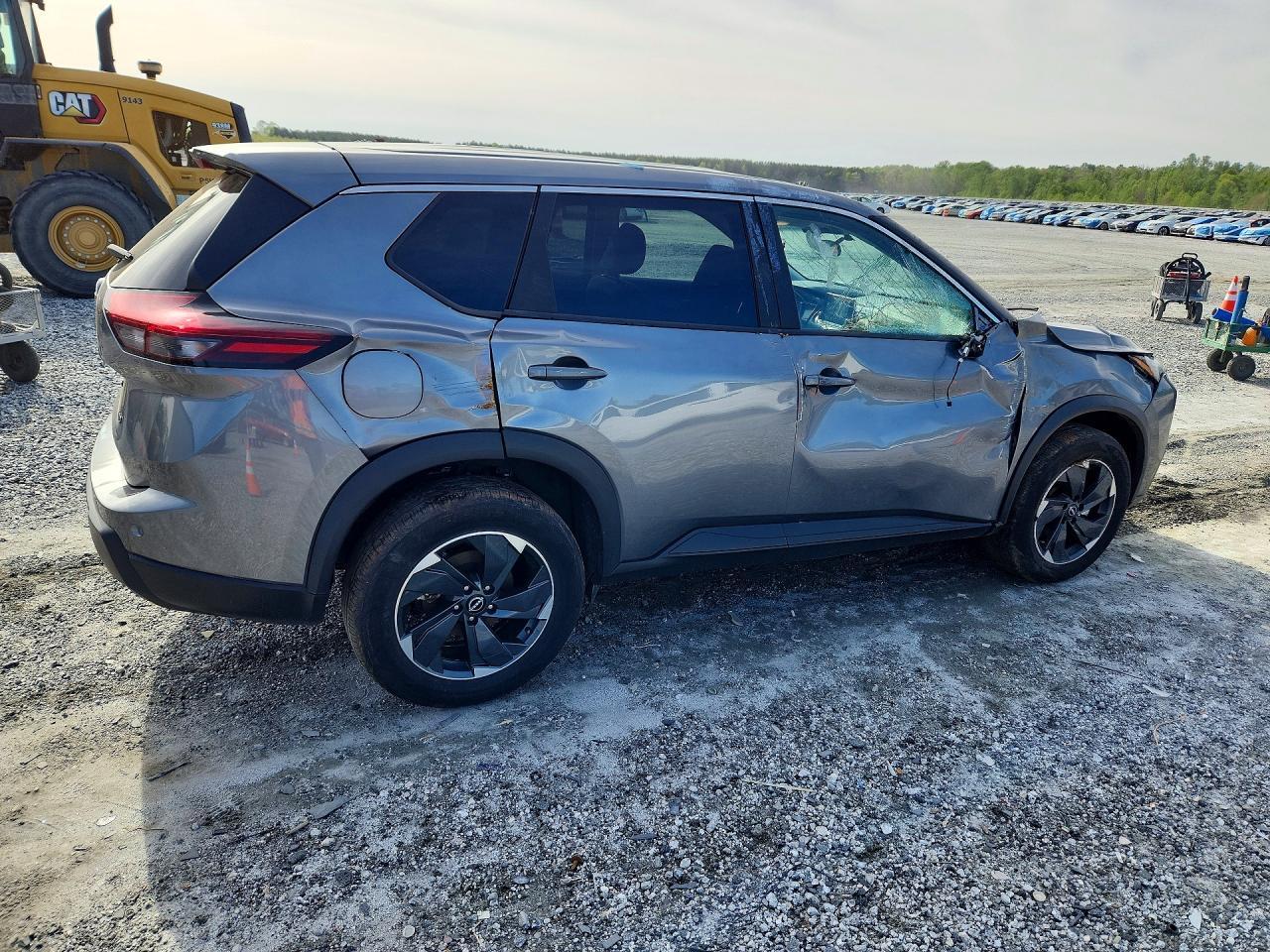 2025 Nissan Rogue Sv - Фото 3