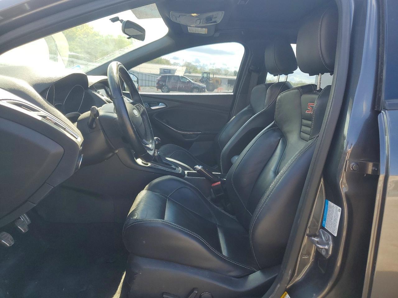 2016 Ford Focus St - Image 7