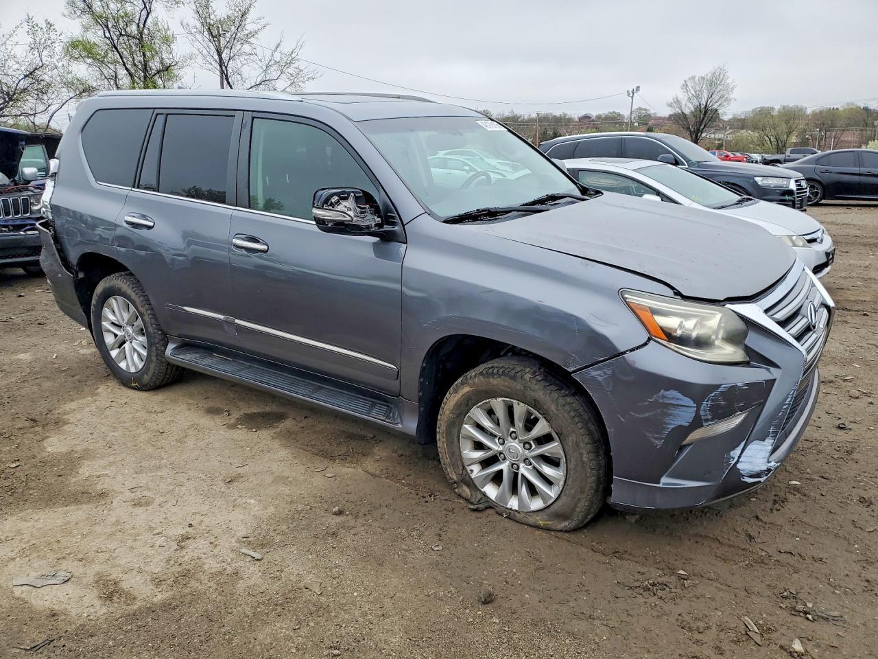2017 Lexus Gx 460 Base - Image 4