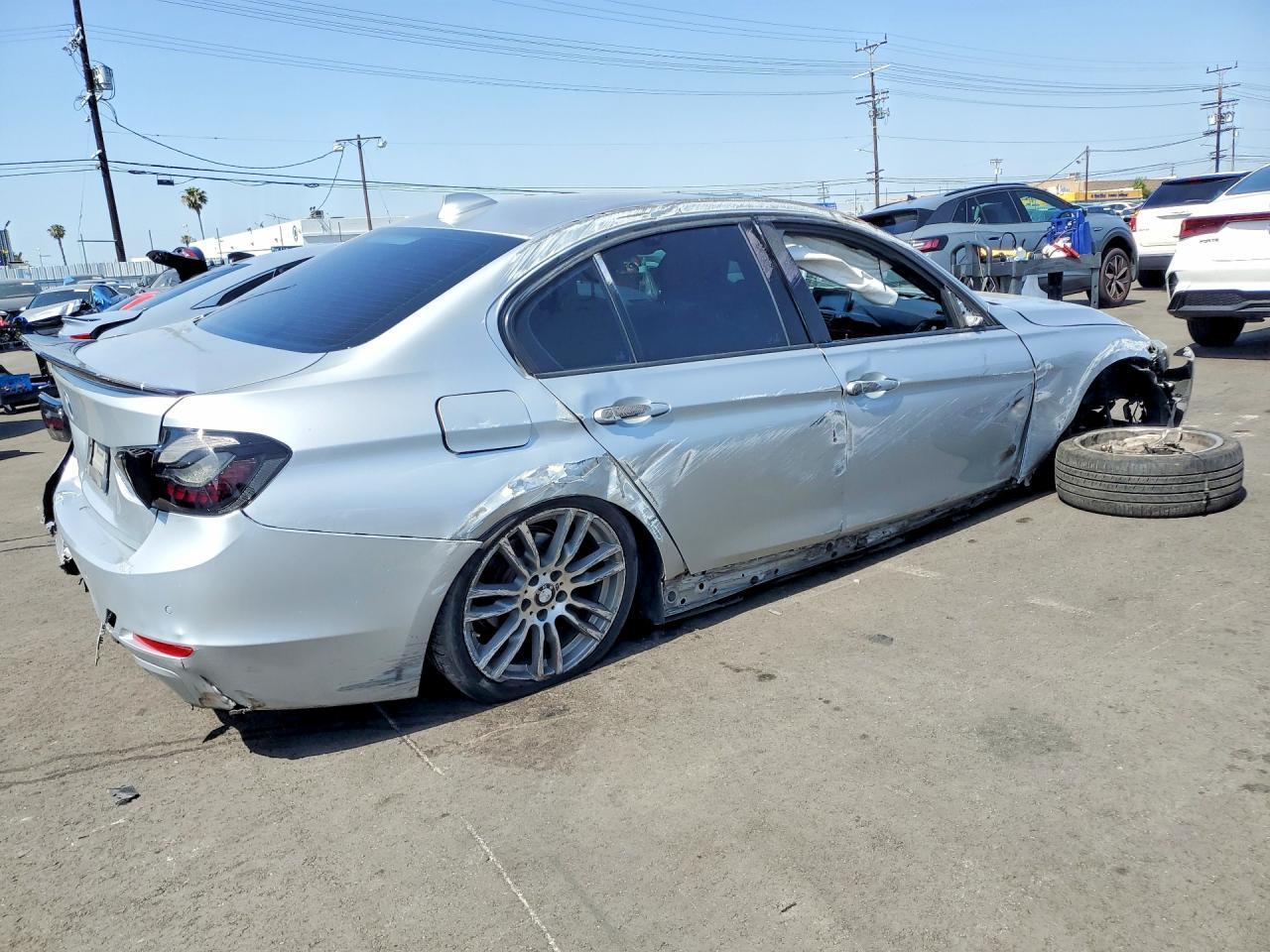 2013 BMW 328 I - Фото 3